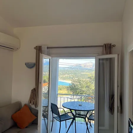 Colombara Aparthotel Cargese