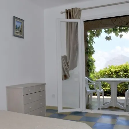 Apart-hotel Colombara 3*