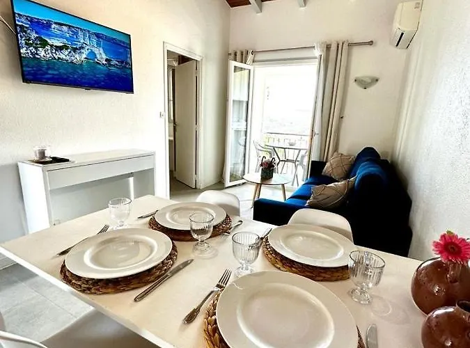 Colombara Aparthotel