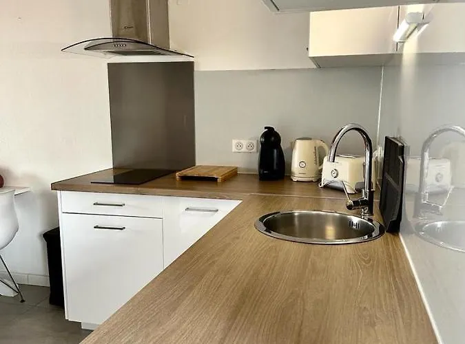 Colombara Aparthotel 3*